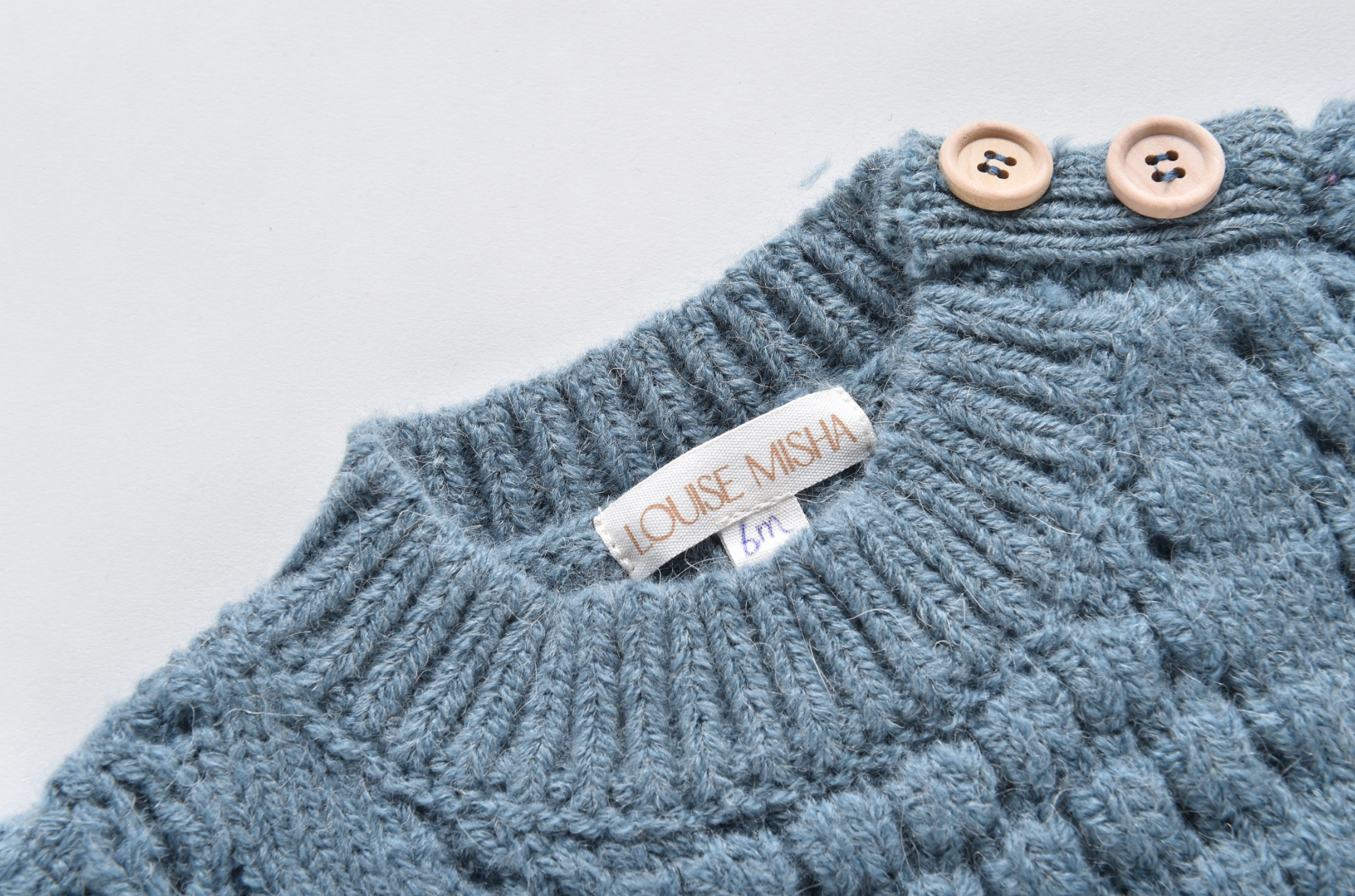 Pull Amio Storm LOUISE MISHA