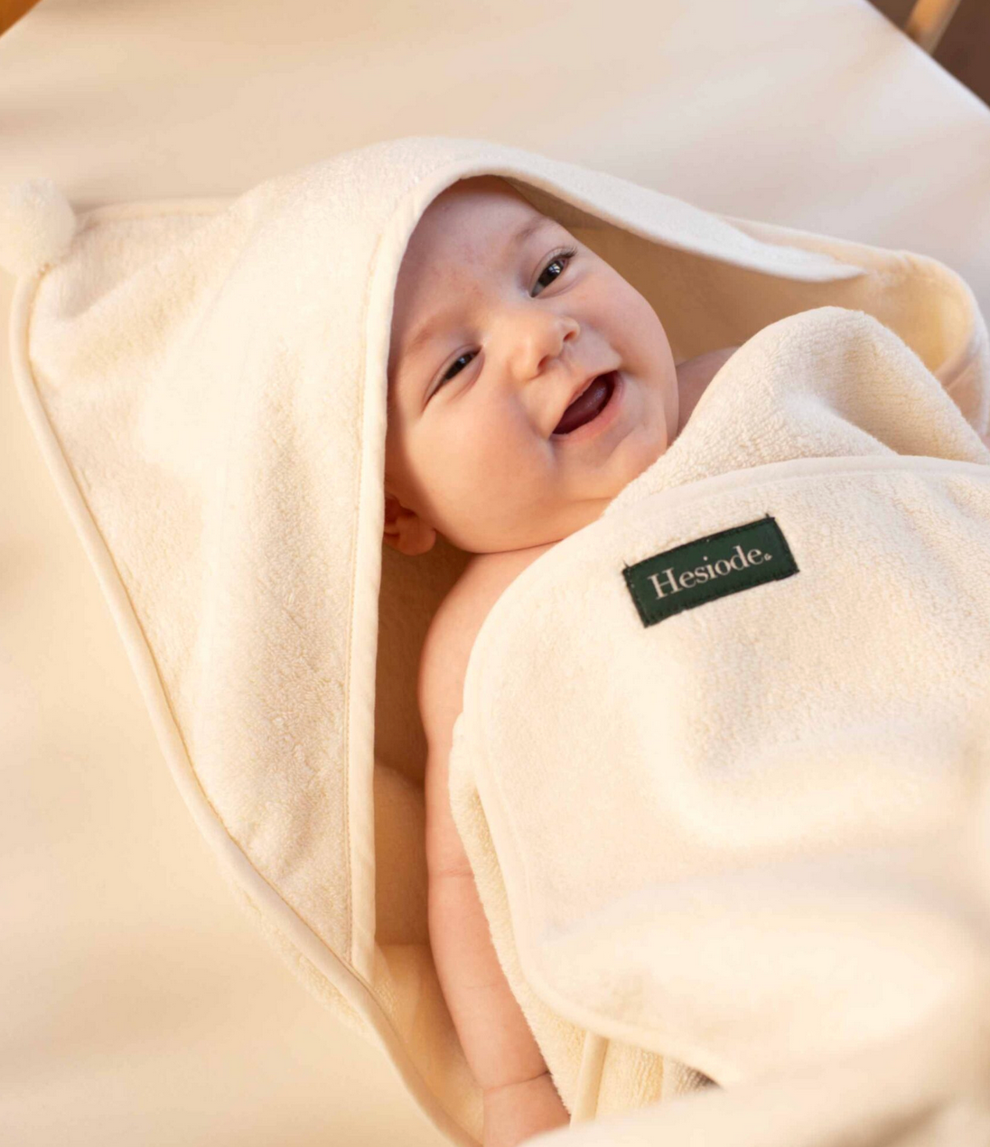 Cape de bain bébé HESIODE