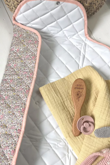 
    alt="Chargement en cours icône"
  