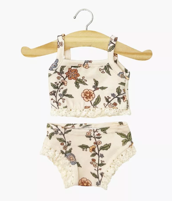 
    alt="Chevron descendant icône"
  