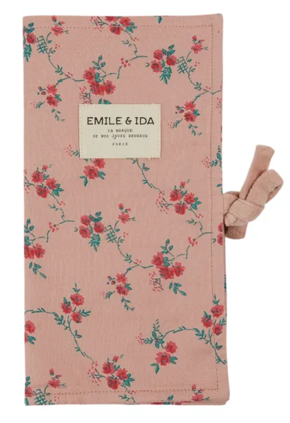 
    alt="Chevron descendant icône"
  