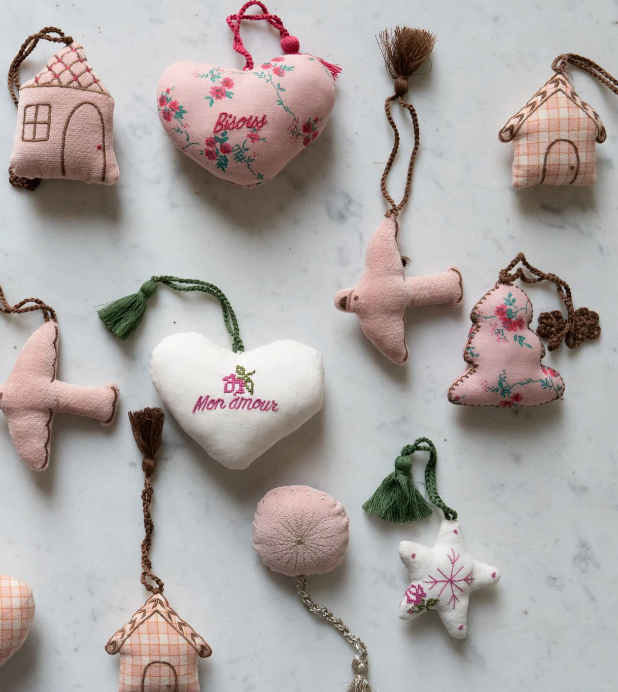 Décoration de Noël cœur "Bisous" EMILE & IDA