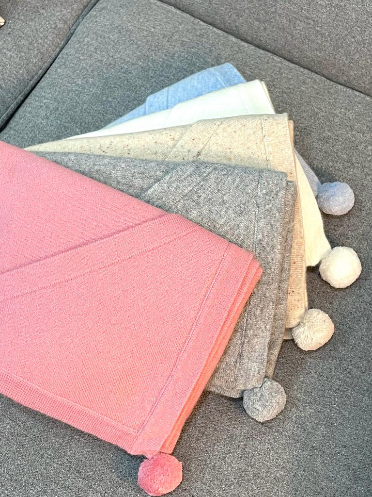 Couverture en cachemire rose LES LUTINS