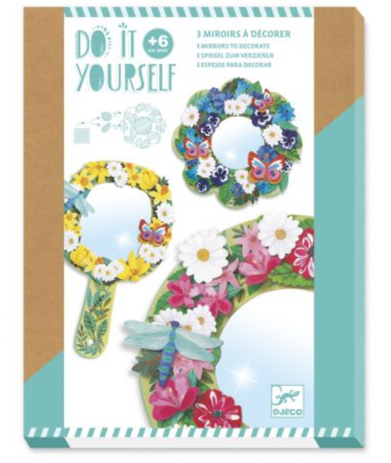 
    alt="Chevron descendant icône"
  